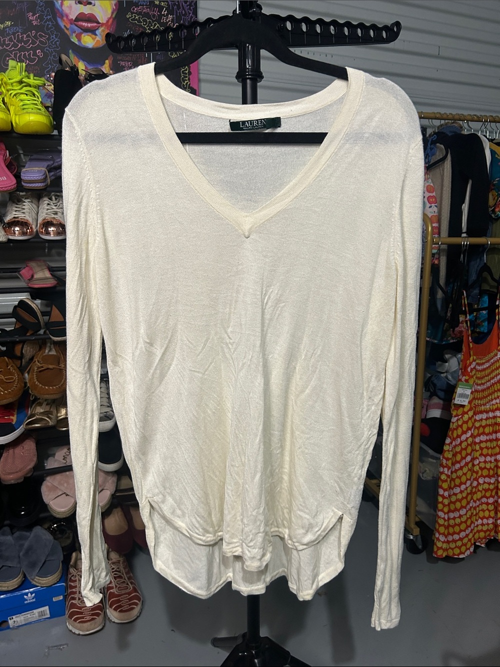 Ralph Lauren Cream V-Neck Lightweight Long-Sleeve Top silk blend size medium